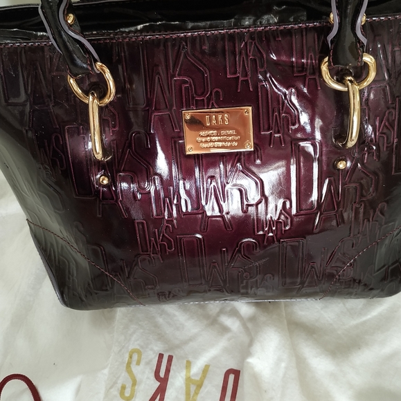 Daks Patent leather Handbag (With Code) - Picture 10 of 16